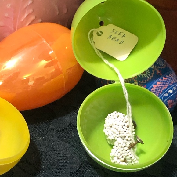 Seed Bead - Handcrafted Clip Earrings - Picture 4 of 6